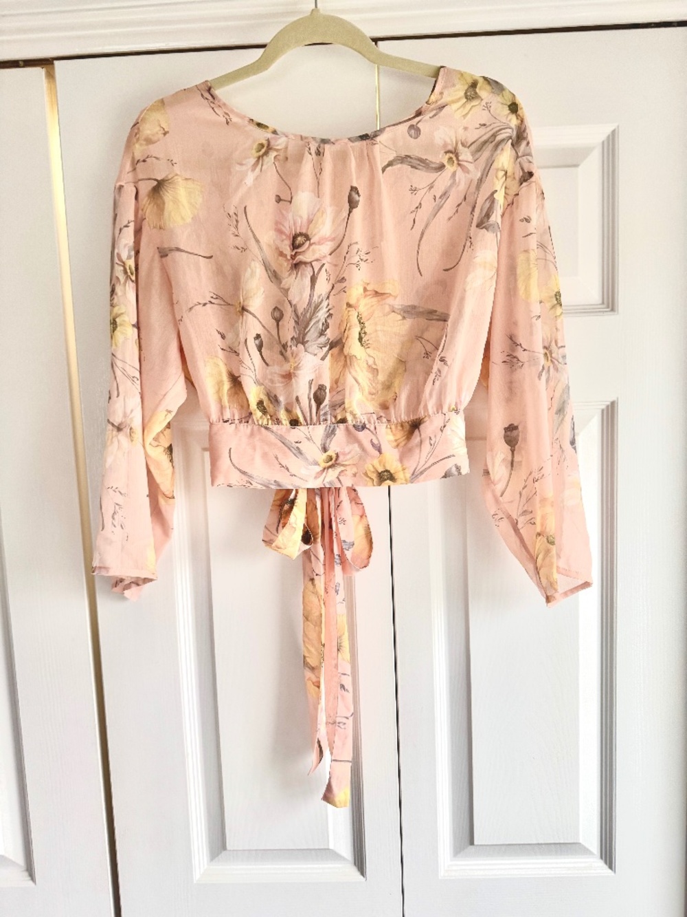 Zara - Peach, Gray, Yellow Floral, Tie Back Waist, Chiffon Top - Size Small